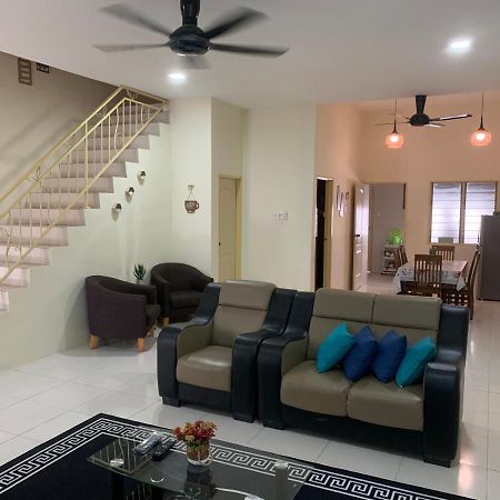 Zillqayyim Homestay Seri Iskandar Εξωτερικό φωτογραφία